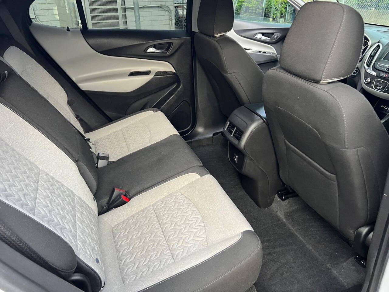 2024 Chevrolet Equinox LS 4dr SUV w/1LS