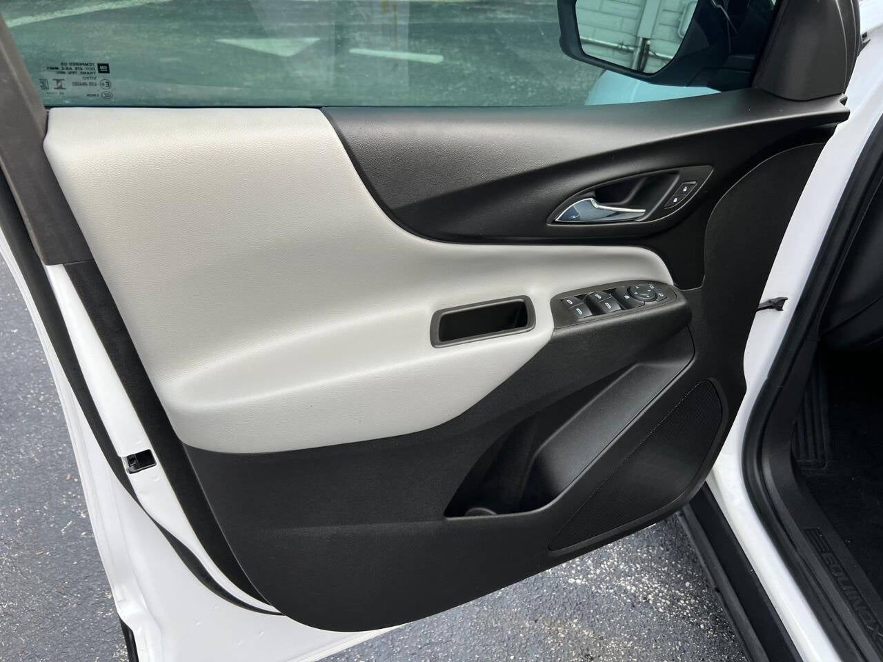 2024 Chevrolet Equinox LS 4dr SUV w/1LS