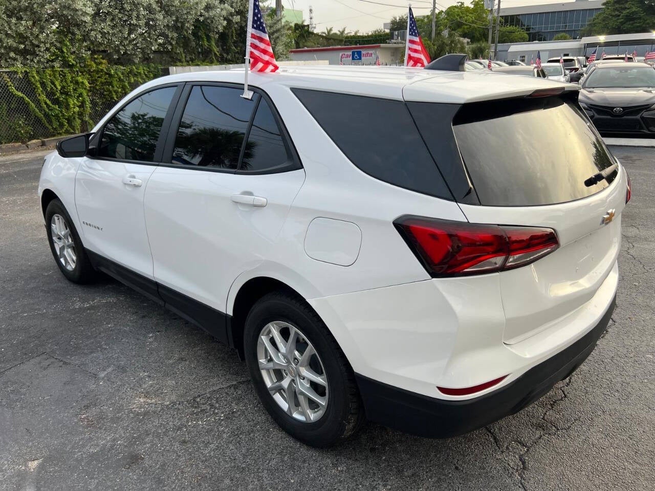 2024 Chevrolet Equinox LS 4dr SUV w/1LS