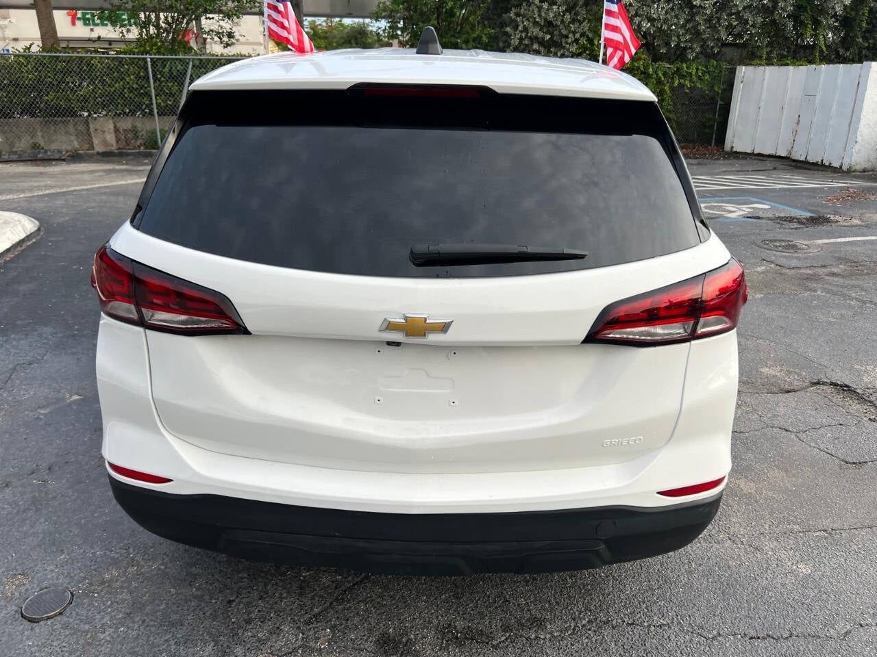 2024 Chevrolet Equinox LS 4dr SUV w/1LS