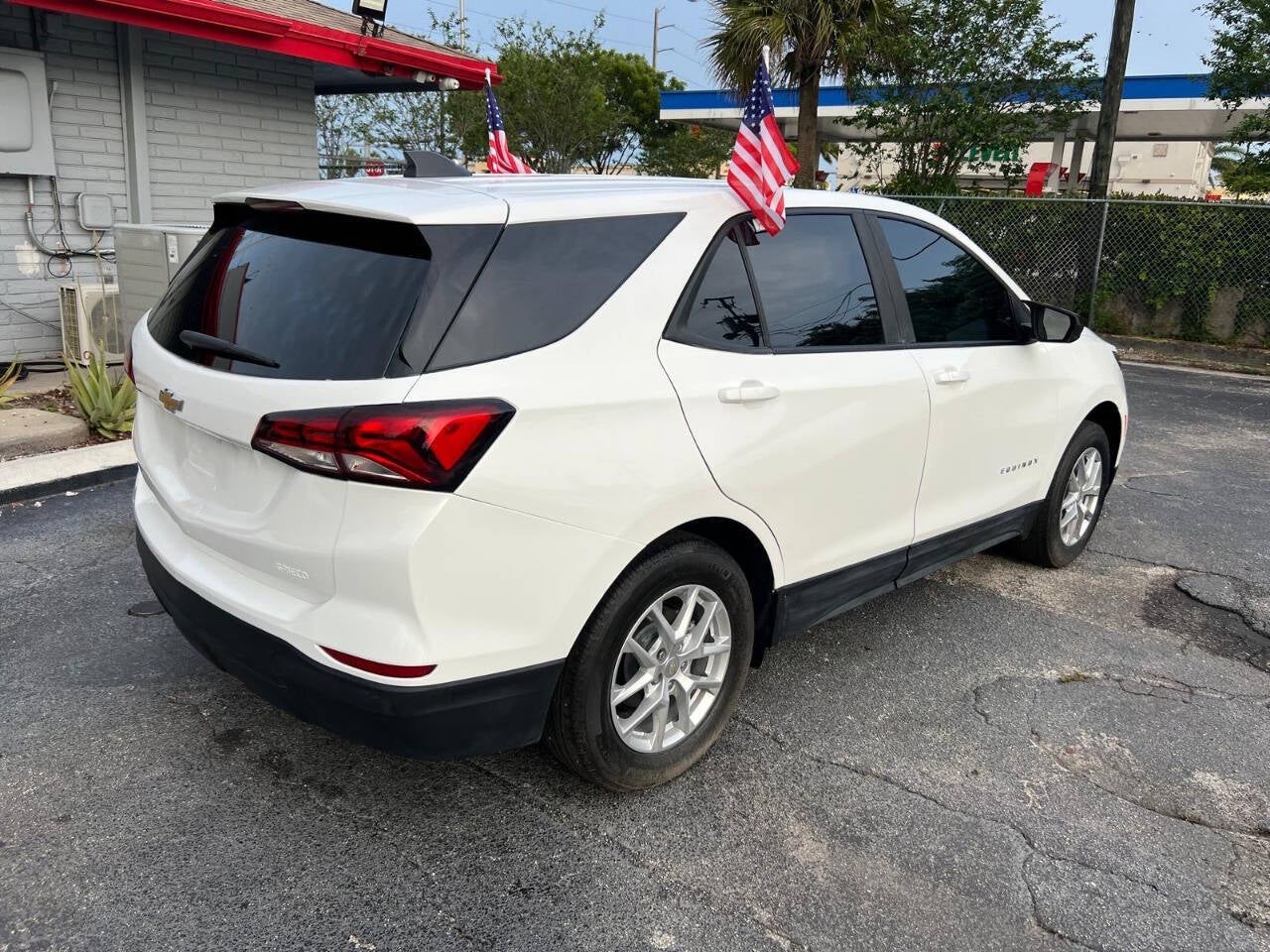 2024 Chevrolet Equinox LS 4dr SUV w/1LS