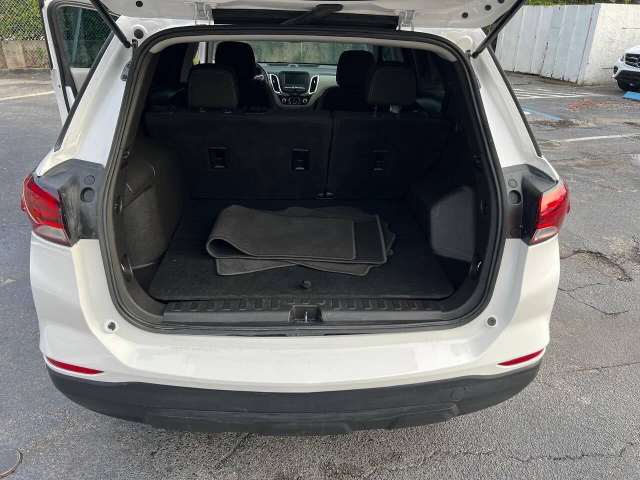 2024 Chevrolet Equinox LS 4dr SUV w/1LS