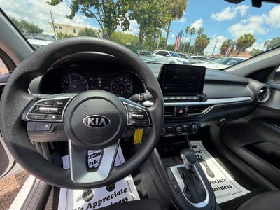 2024 Kia Forte LX 4dr Sedan