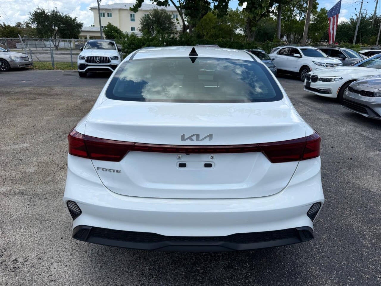 2024 Kia Forte LX 4dr Sedan
