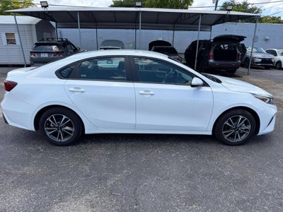 2024 Kia Forte LX 4dr Sedan