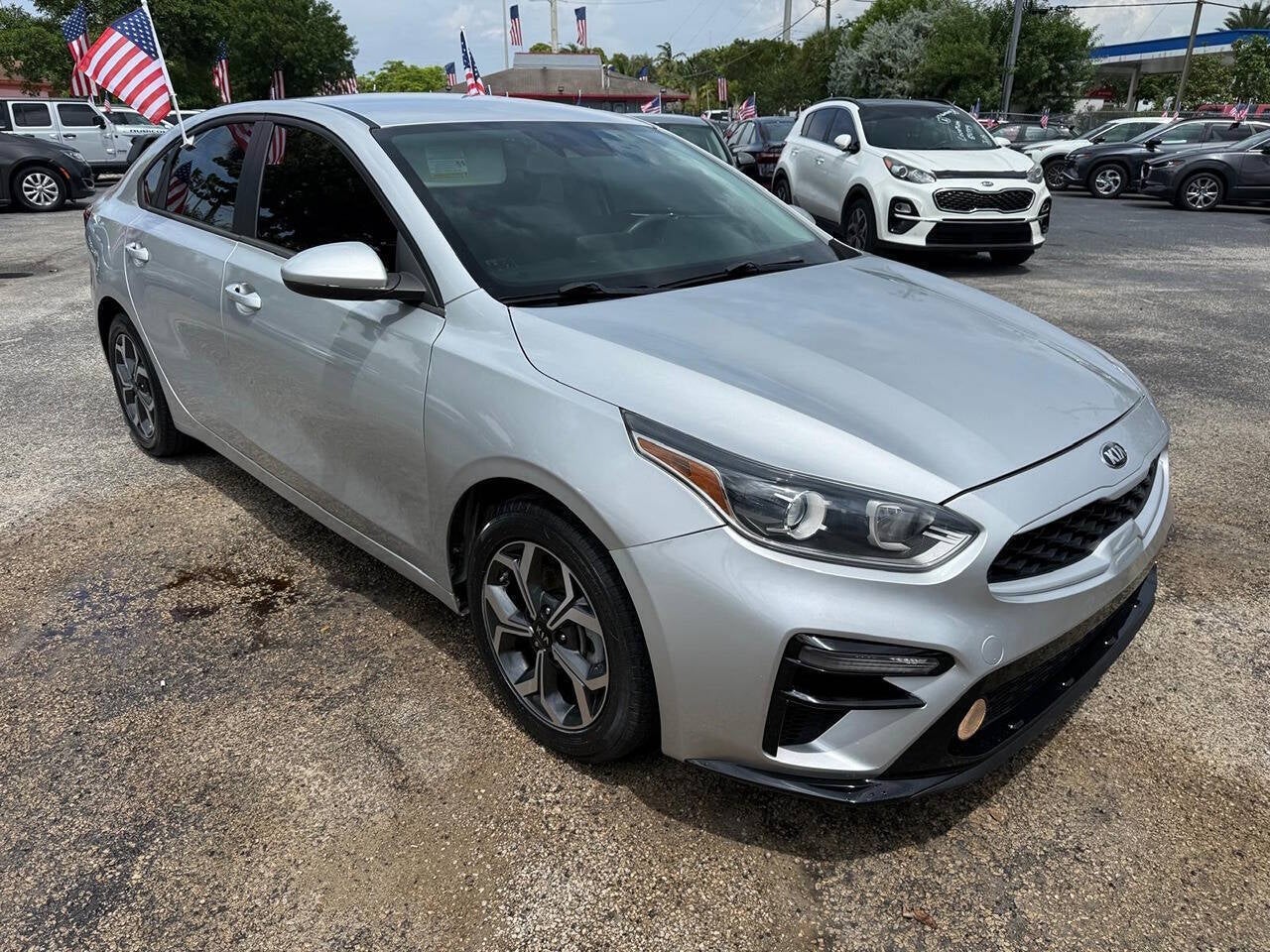 2021 Kia Forte LXS 4dr Sedan