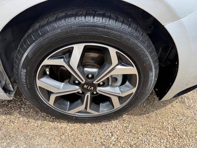 2021 Kia Forte LXS 4dr Sedan