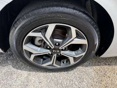 2021 Kia Forte LXS 4dr Sedan