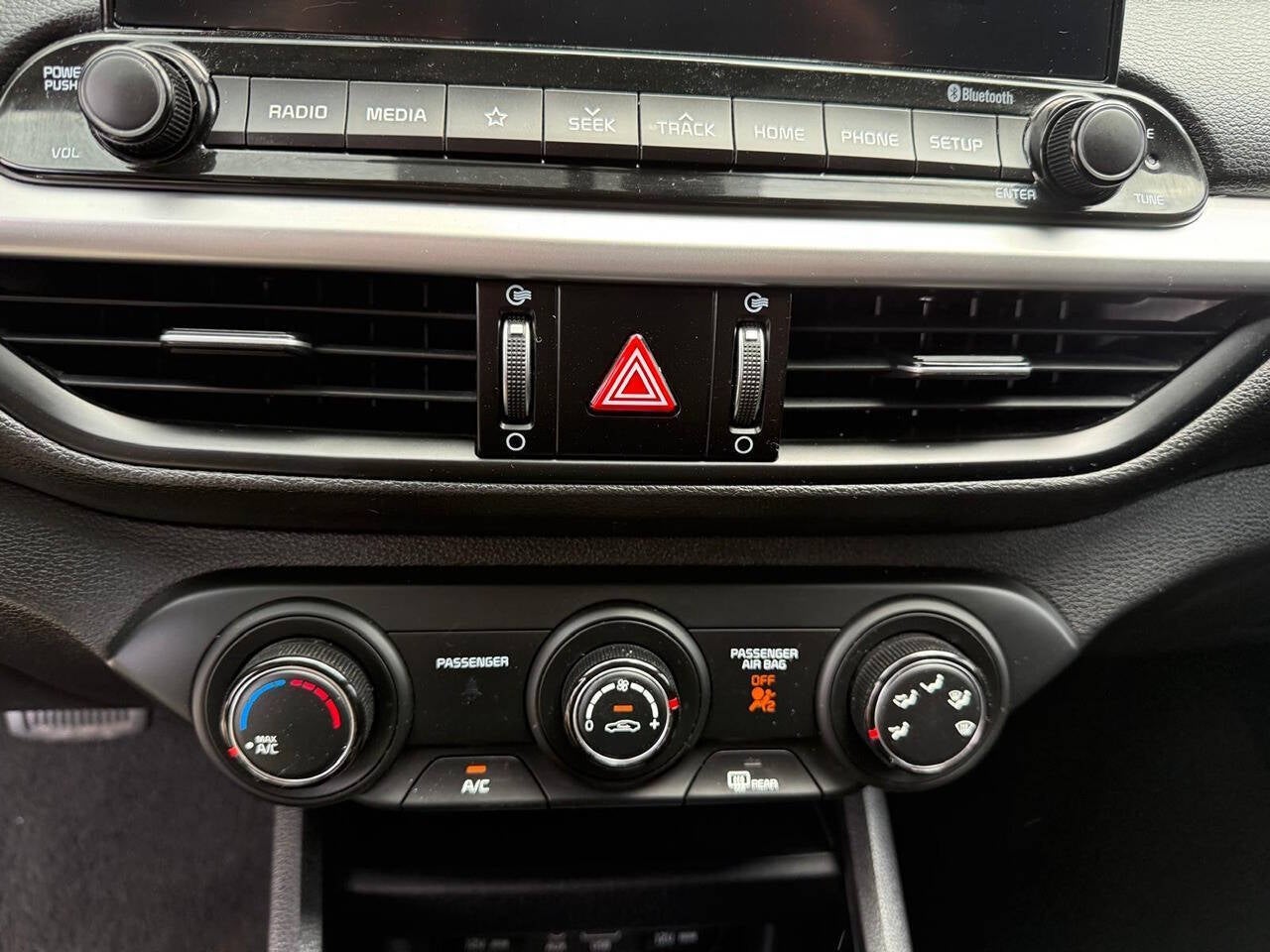 2021 Kia Forte LXS 4dr Sedan