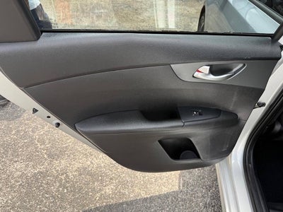 2021 Kia Forte LXS 4dr Sedan