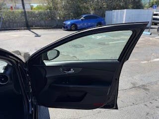 2021 Kia Forte LXS 4dr Sedan