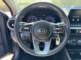 2021 Kia Forte LXS 4dr Sedan