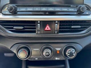 2021 Kia Forte LXS 4dr Sedan