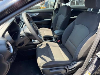 2023 Kia Forte LX 4dr Sedan
