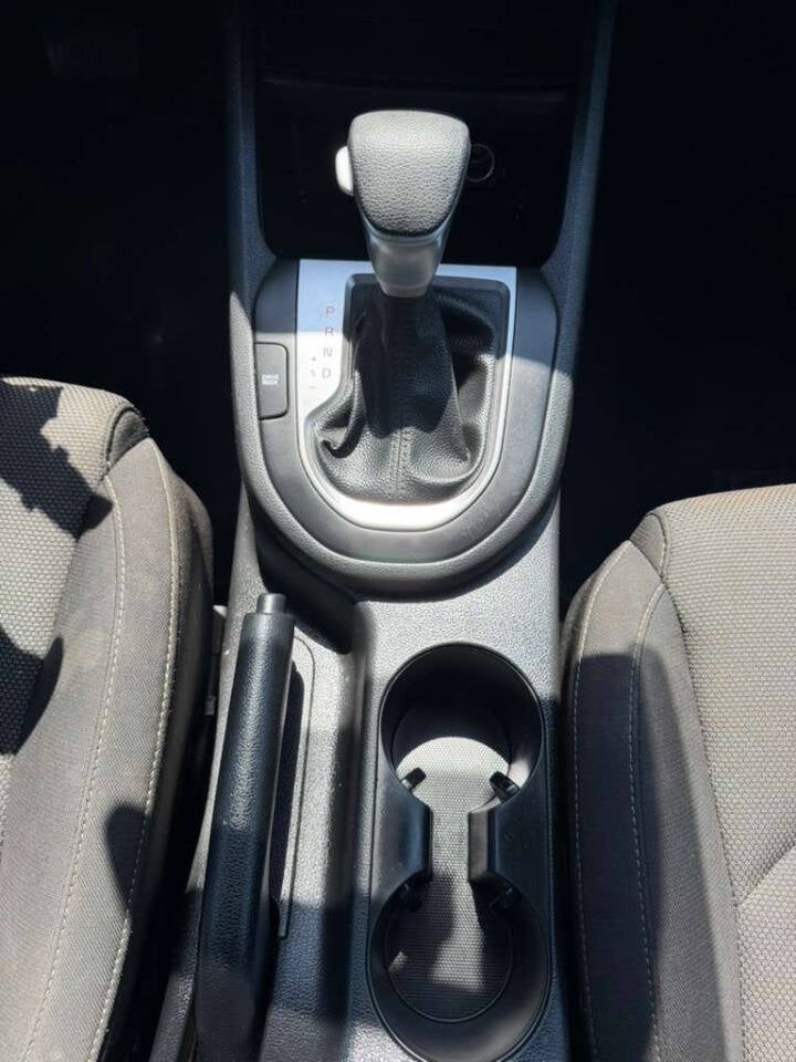 2023 Kia Forte LX 4dr Sedan