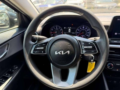 2023 Kia Forte LX 4dr Sedan