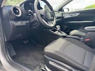 2022 Kia Forte LXS 4dr Sedan