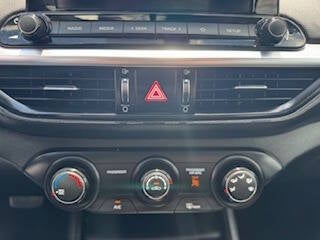 2022 Kia Forte LXS 4dr Sedan