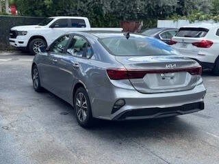 2022 Kia Forte LXS 4dr Sedan