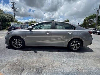2022 Kia Forte LXS 4dr Sedan