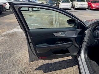 2024 Kia Forte LXS 4dr Sedan