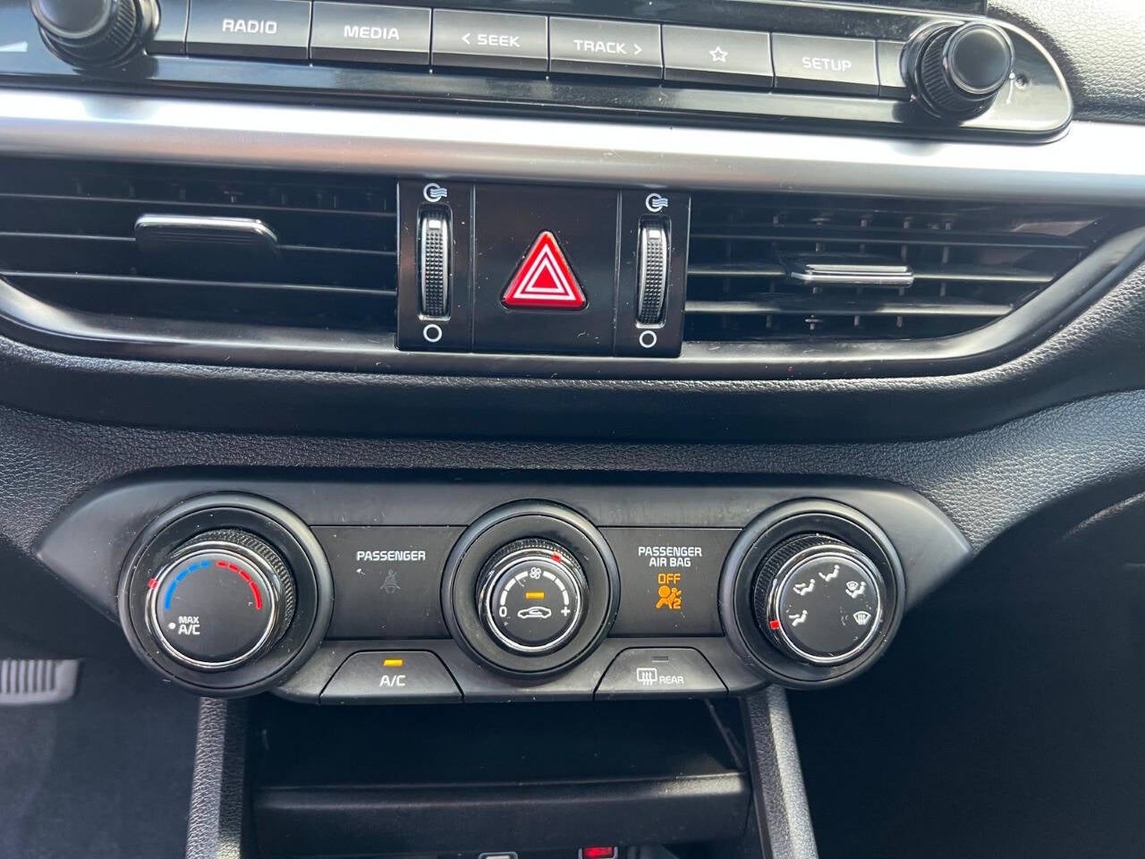 2024 Kia Forte LXS 4dr Sedan