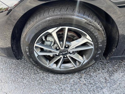 2024 Kia Forte LXS 4dr Sedan