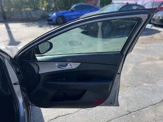 2023 Kia Forte LXS 4dr Sedan