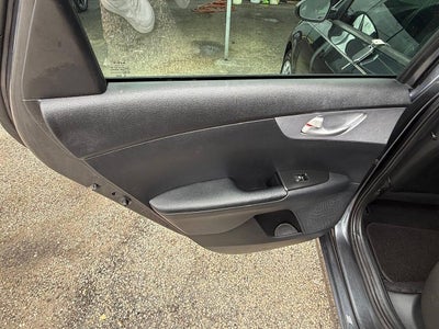 2024 Kia Forte LX 4dr Sedan