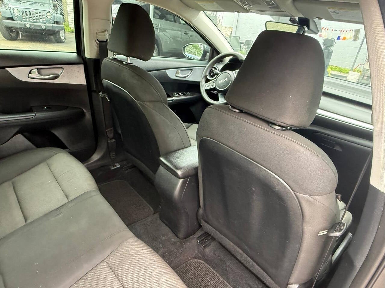 2024 Kia Forte LX 4dr Sedan