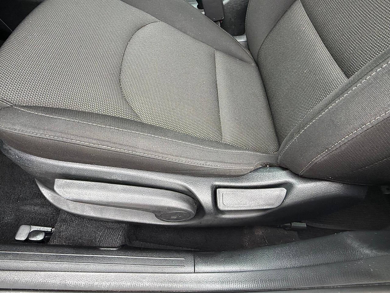 2024 Kia Forte LX 4dr Sedan
