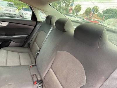 2024 Kia Forte LX 4dr Sedan