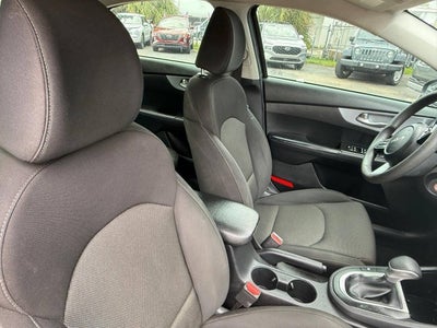 2024 Kia Forte LX 4dr Sedan