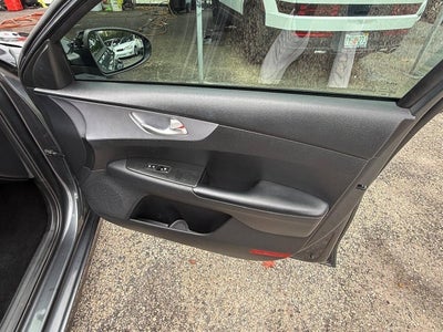 2024 Kia Forte LX 4dr Sedan