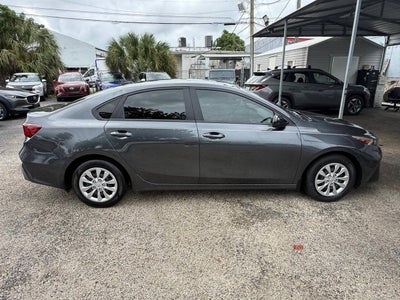 2024 Kia Forte LX 4dr Sedan