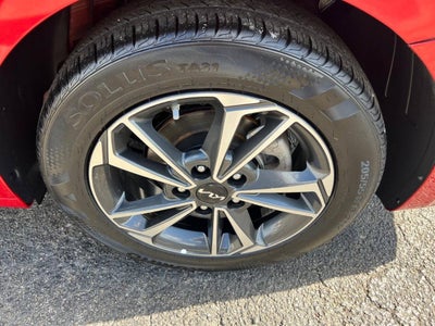 2024 Kia Forte LXS 4dr Sedan