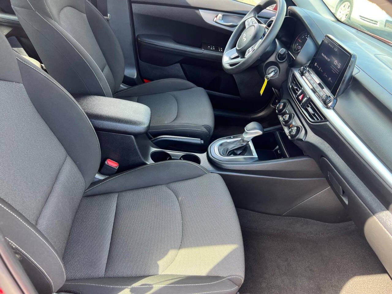 2024 Kia Forte LXS 4dr Sedan