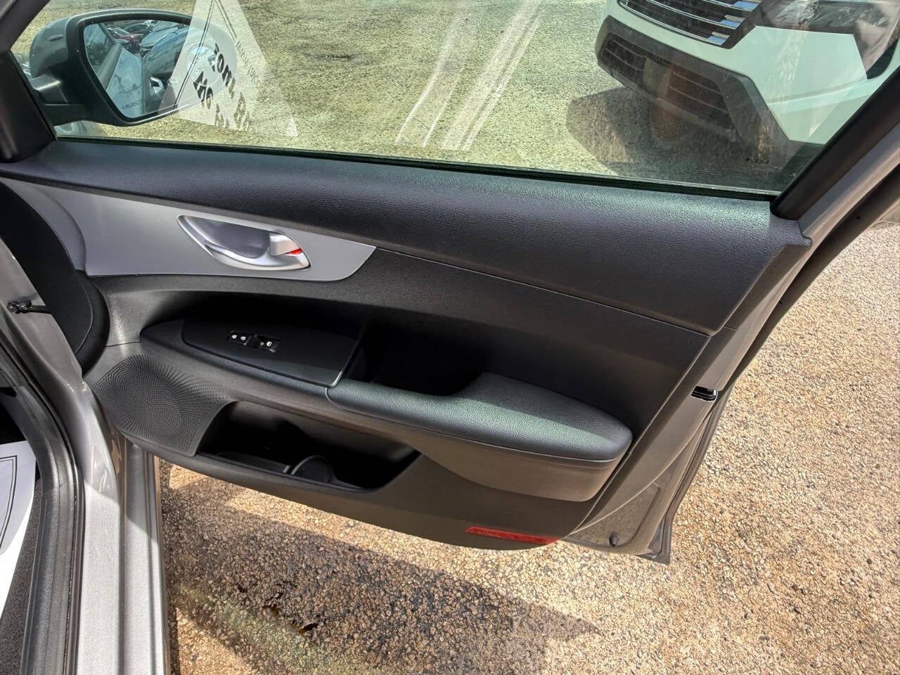 2024 Kia Forte LXS 4dr Sedan