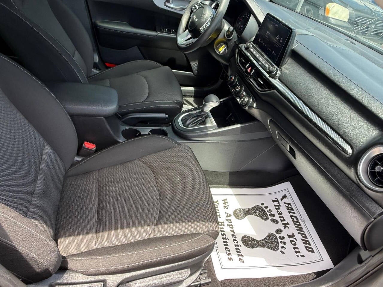 2024 Kia Forte LXS 4dr Sedan