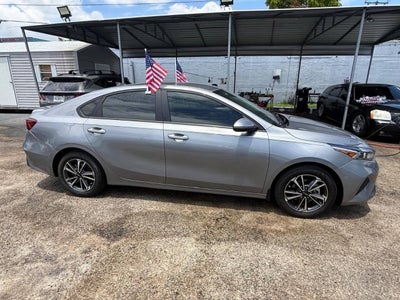 2024 Kia Forte LXS 4dr Sedan