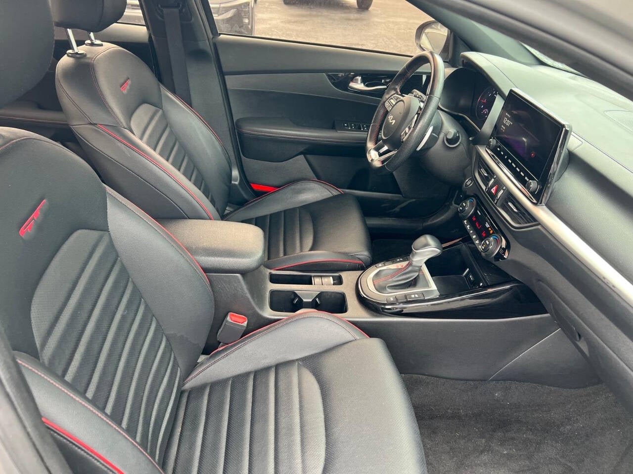 2023 Kia Forte GT 4dr Sedan DCT