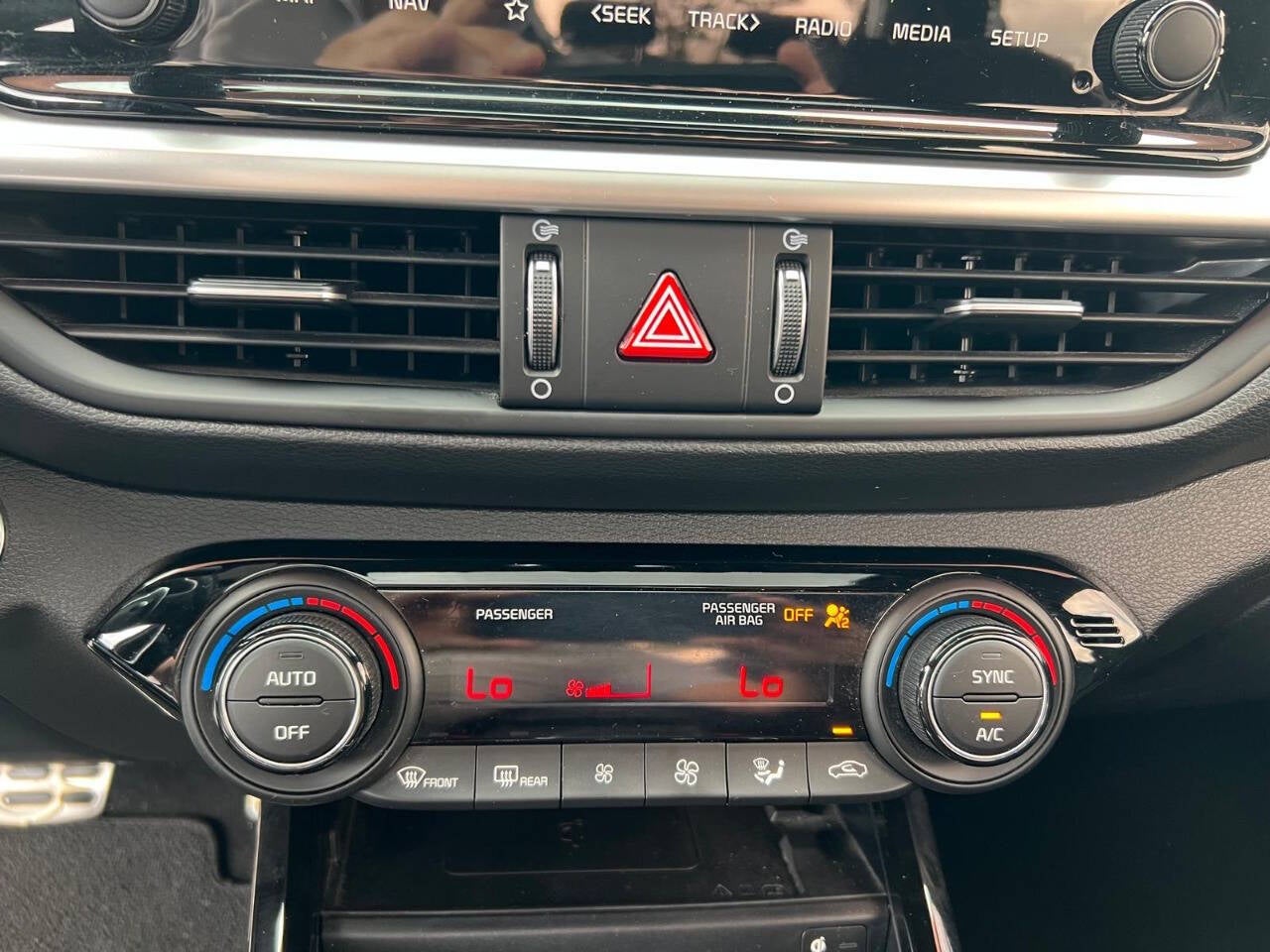 2023 Kia Forte GT 4dr Sedan DCT