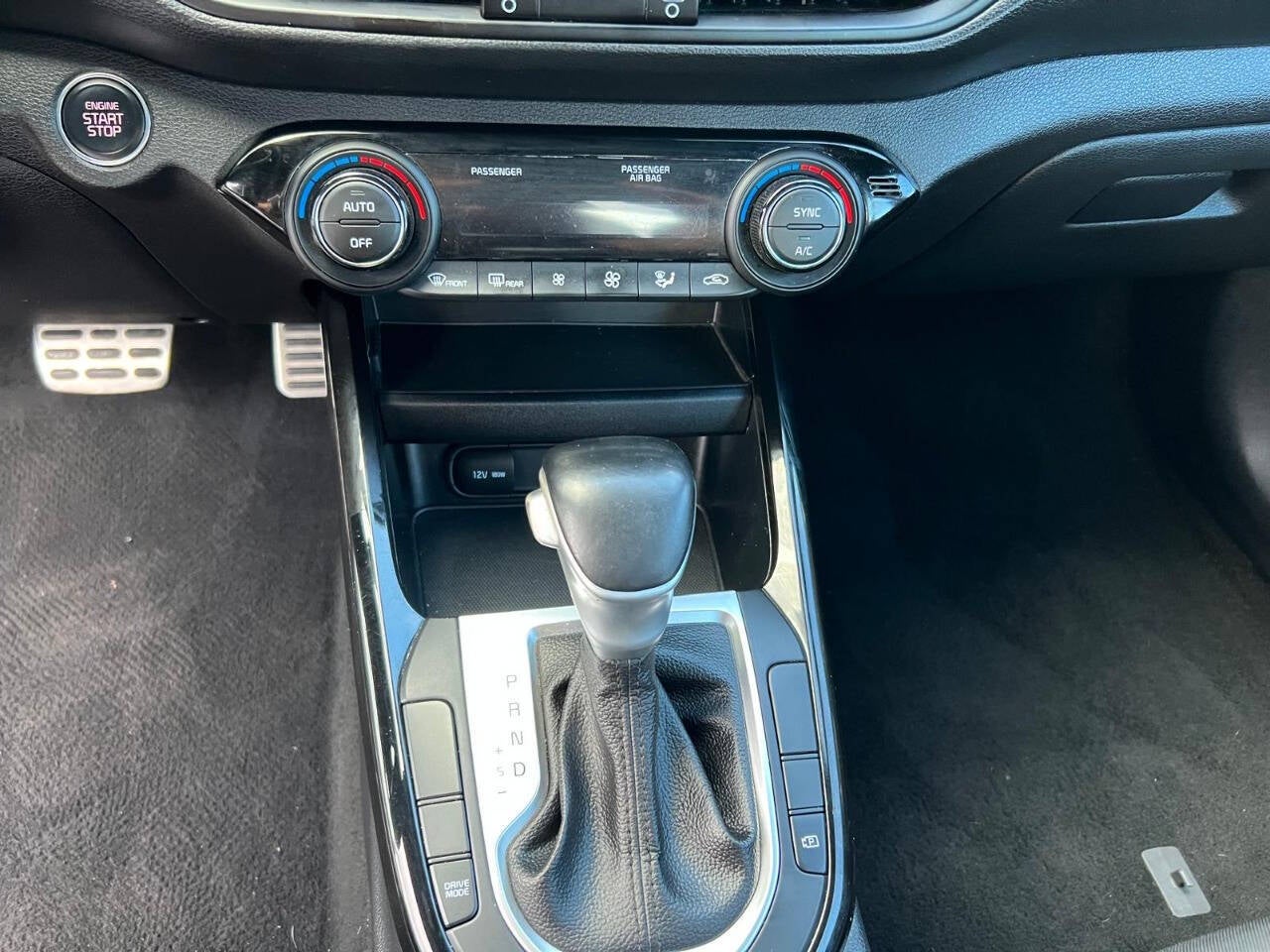 2022 Kia Forte GT Line 4dr Sedan