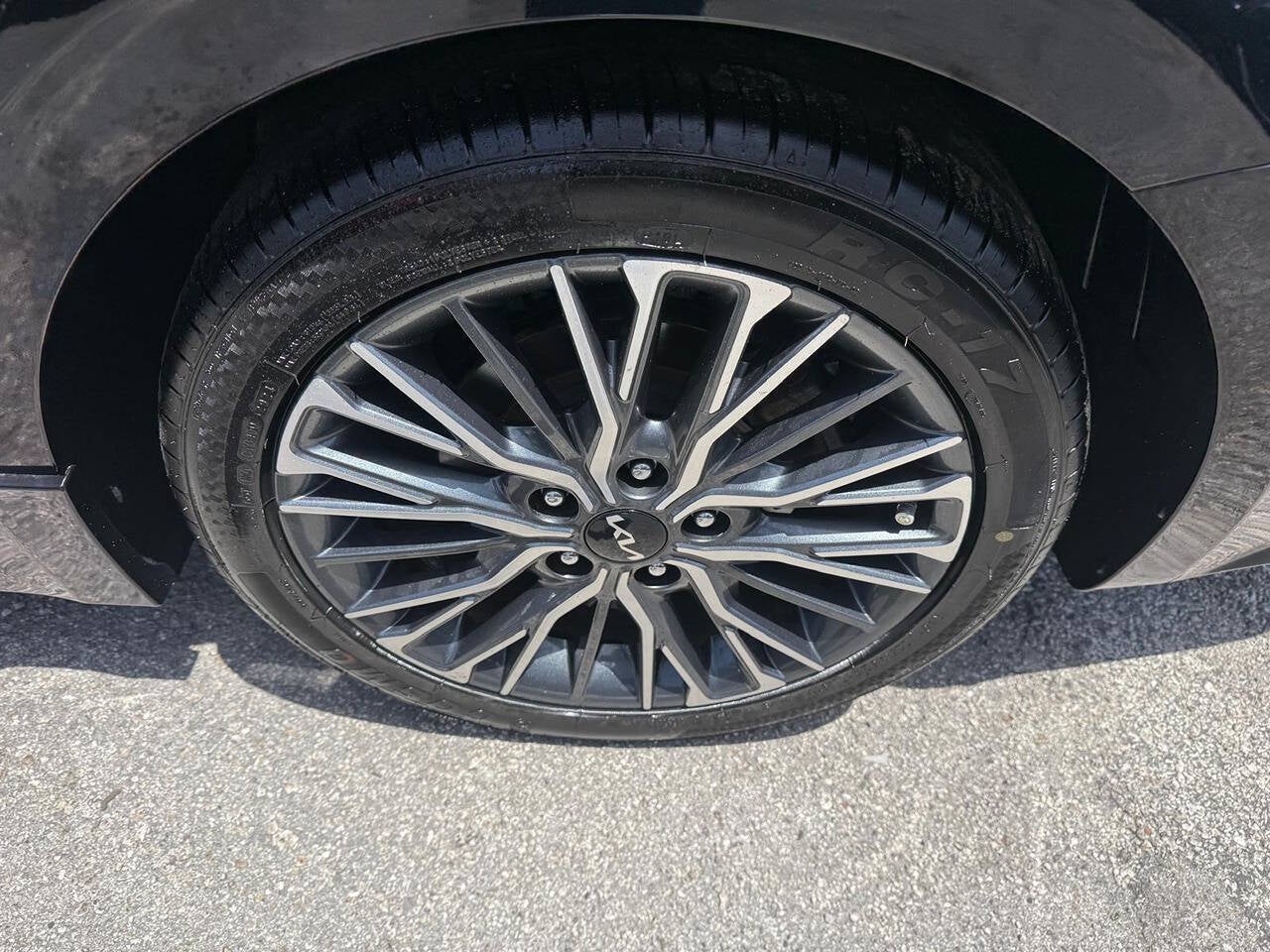 2023 Kia Forte GT Line 4dr Sedan
