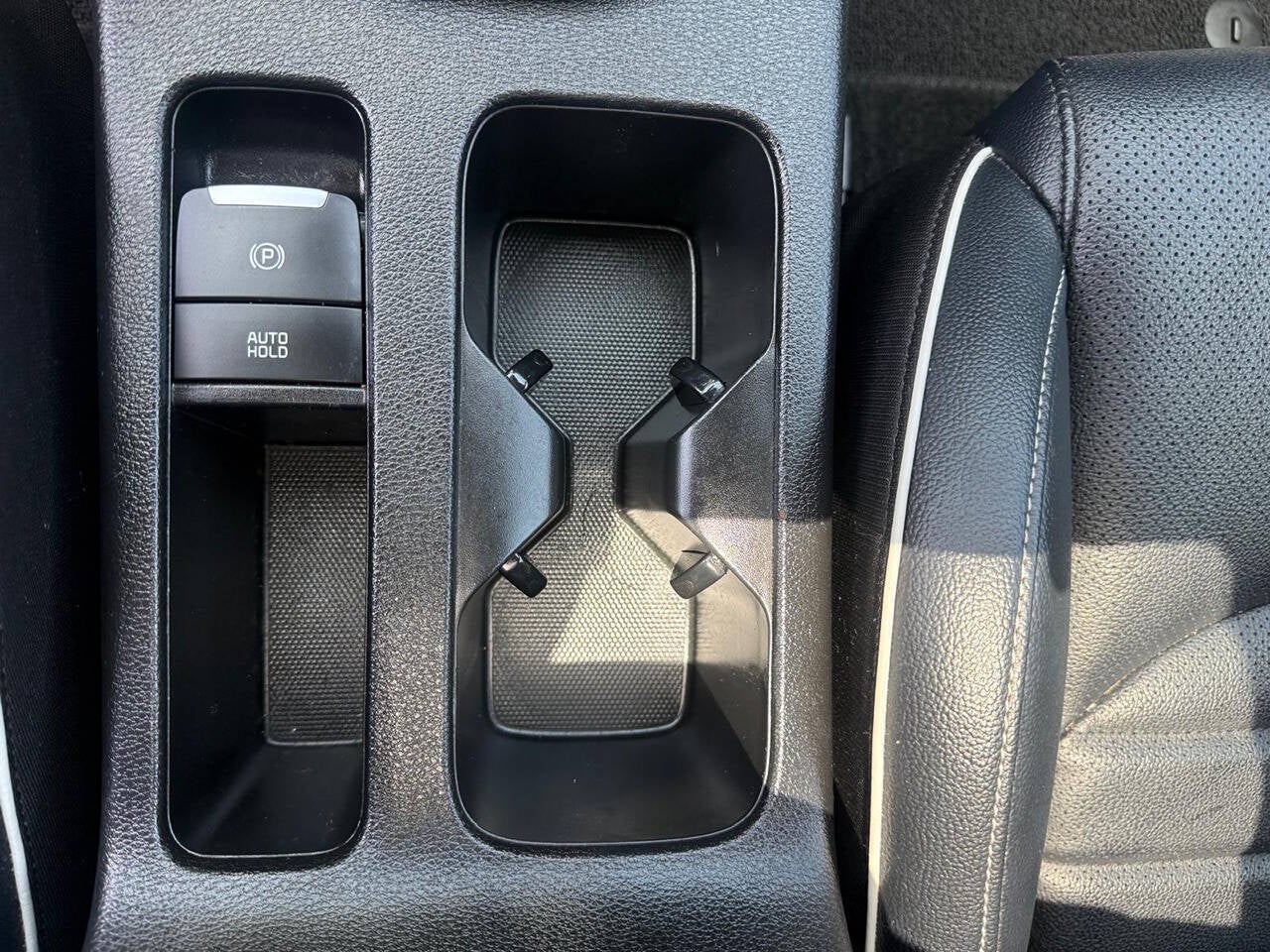 2023 Kia Forte GT Line 4dr Sedan