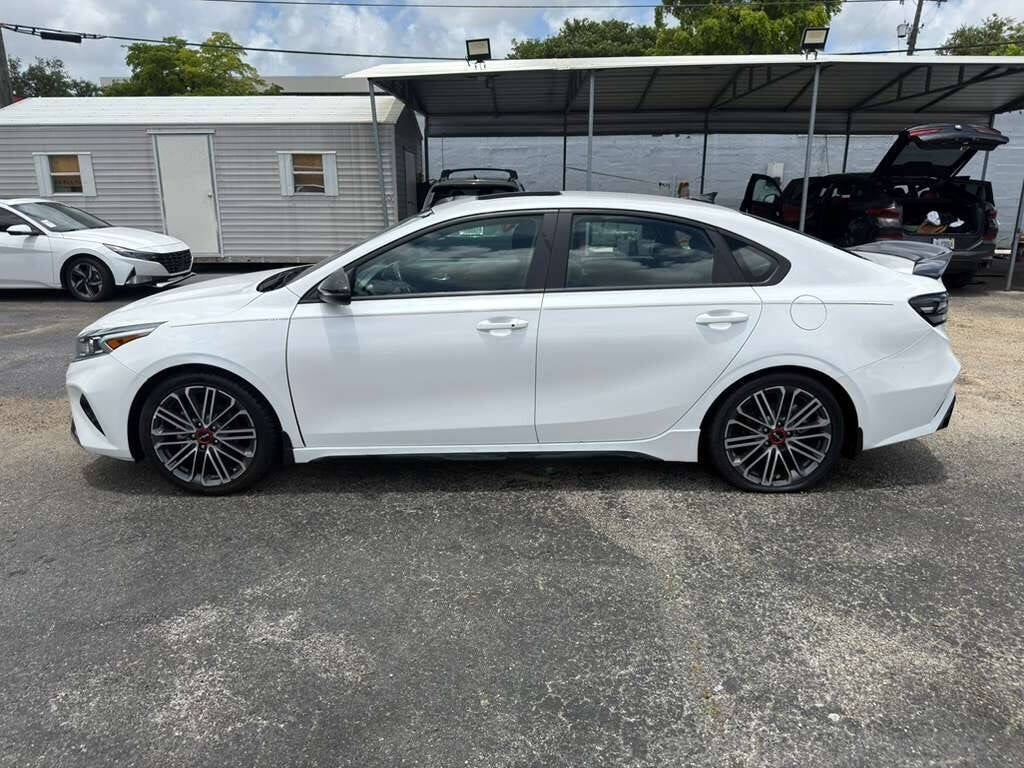 2023 Kia Forte GT Line 4dr Sedan