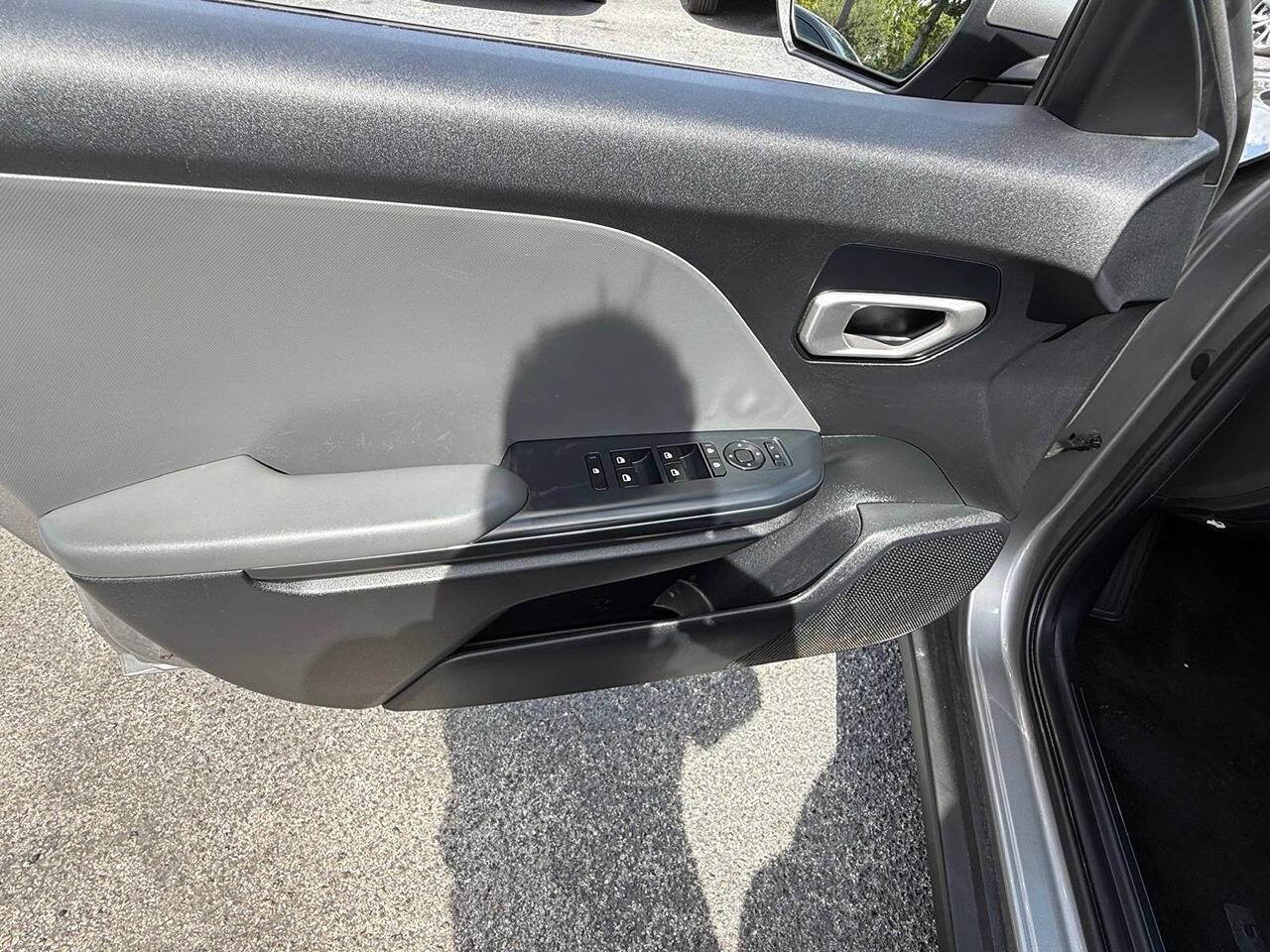 2025 Kia K4 LX 4dr Sedan