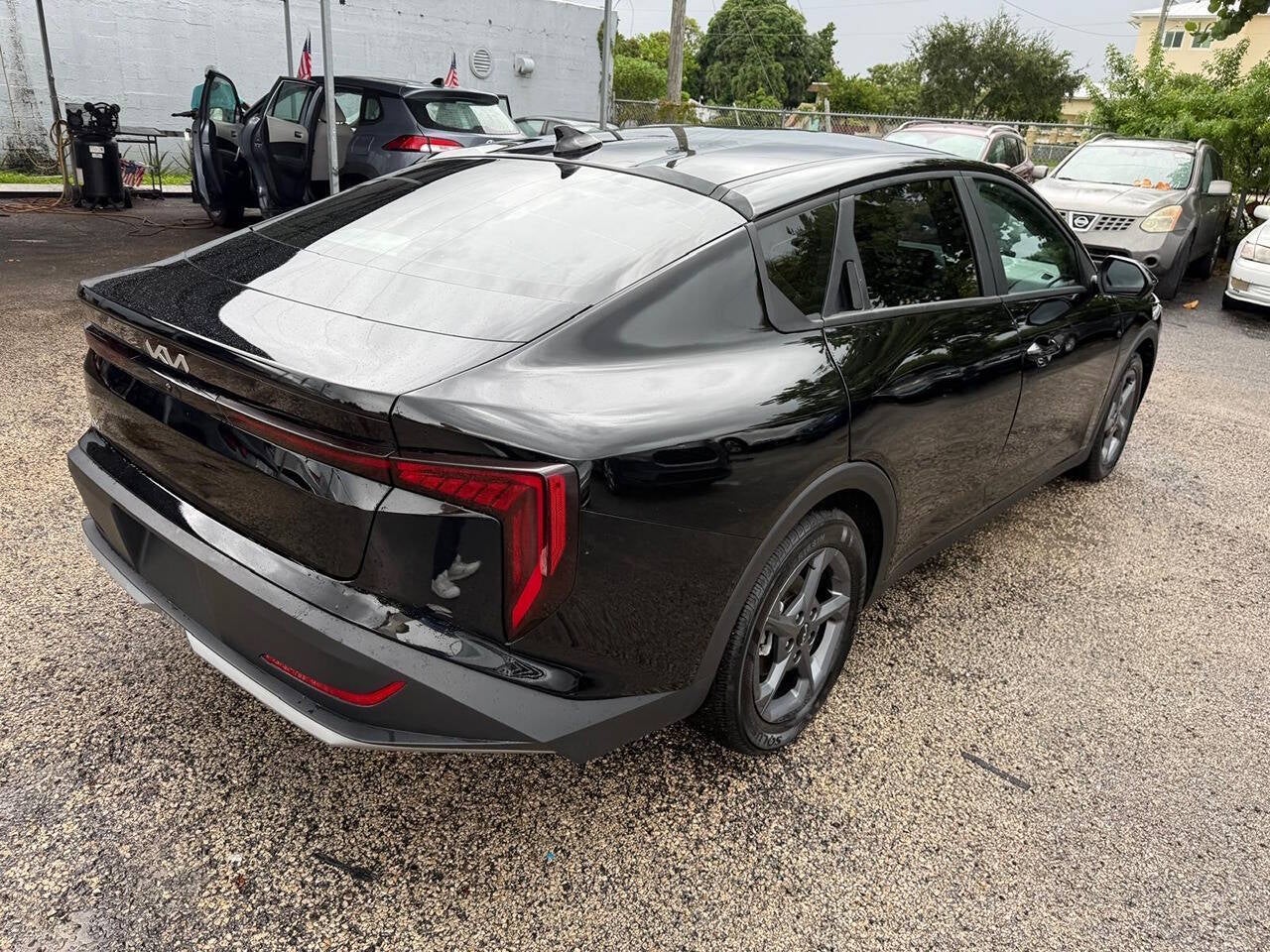 2025 Kia K4 LXS 4dr Sedan