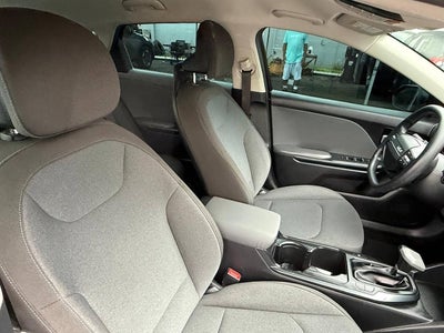 2025 Kia K4 LXS 4dr Sedan