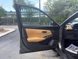 2025 Nissan Sentra SV 4dr Sedan